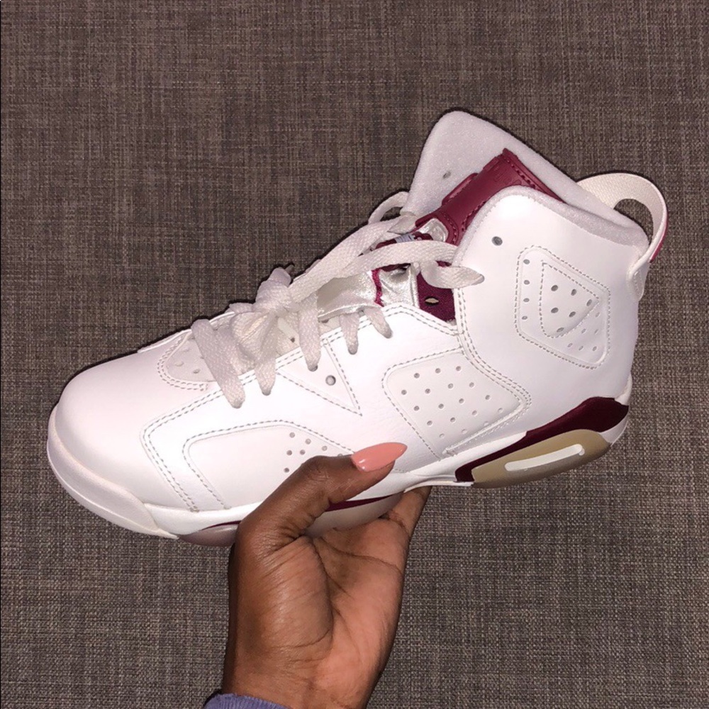 Air Jordan 6 Retro Maroon